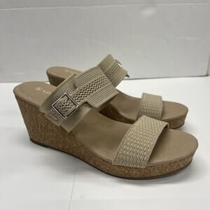 Women's Tan Wedge Sandals